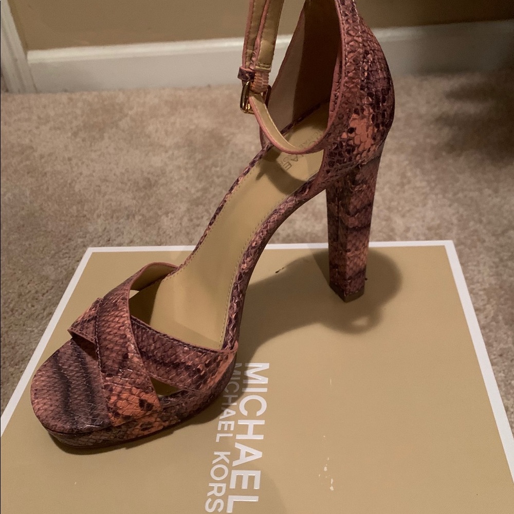 Michael Kors Divia Ankle Strap
